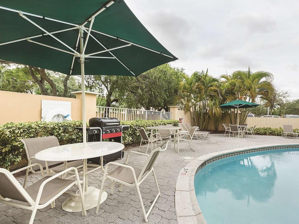 La Quinta By Wyndham Miami Lakes Kültér fotó